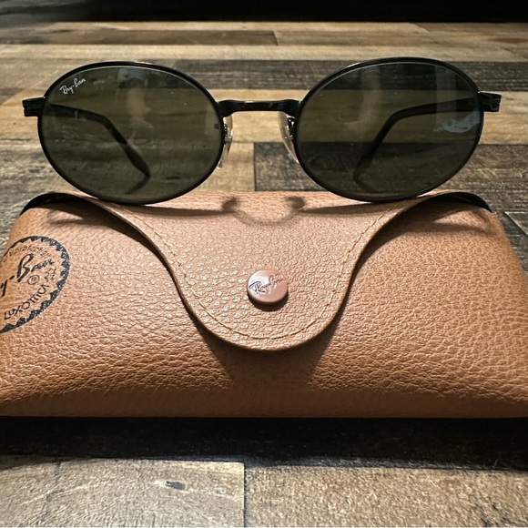 Ray-Ban Other - Vintage Ray-Ban B&L W2775 Sidestreet Sunglasses